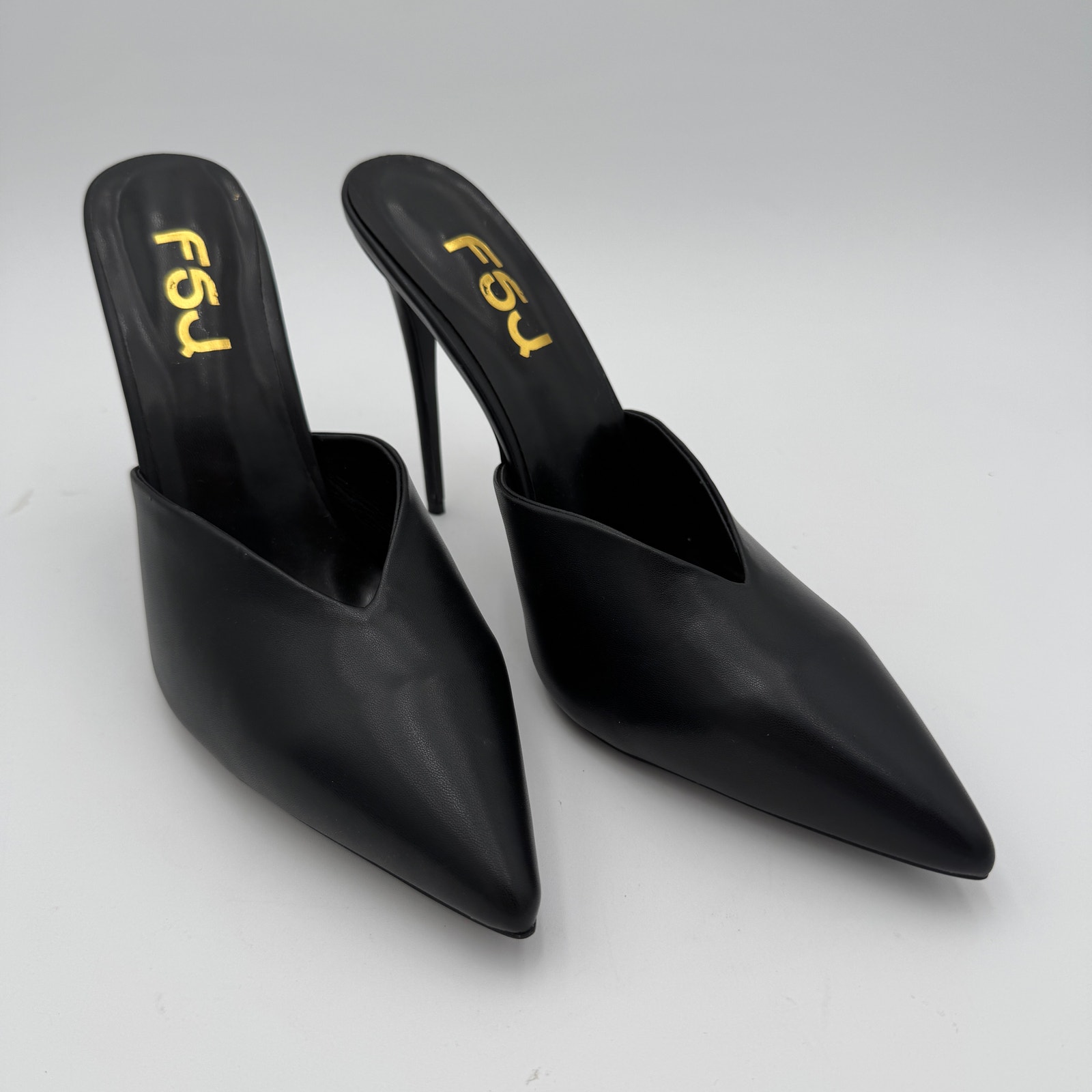 Fsj Heels Sz 13.5 Us V-Cut Closed Toe Mules, Stiletto Black Pointed Toe 5"